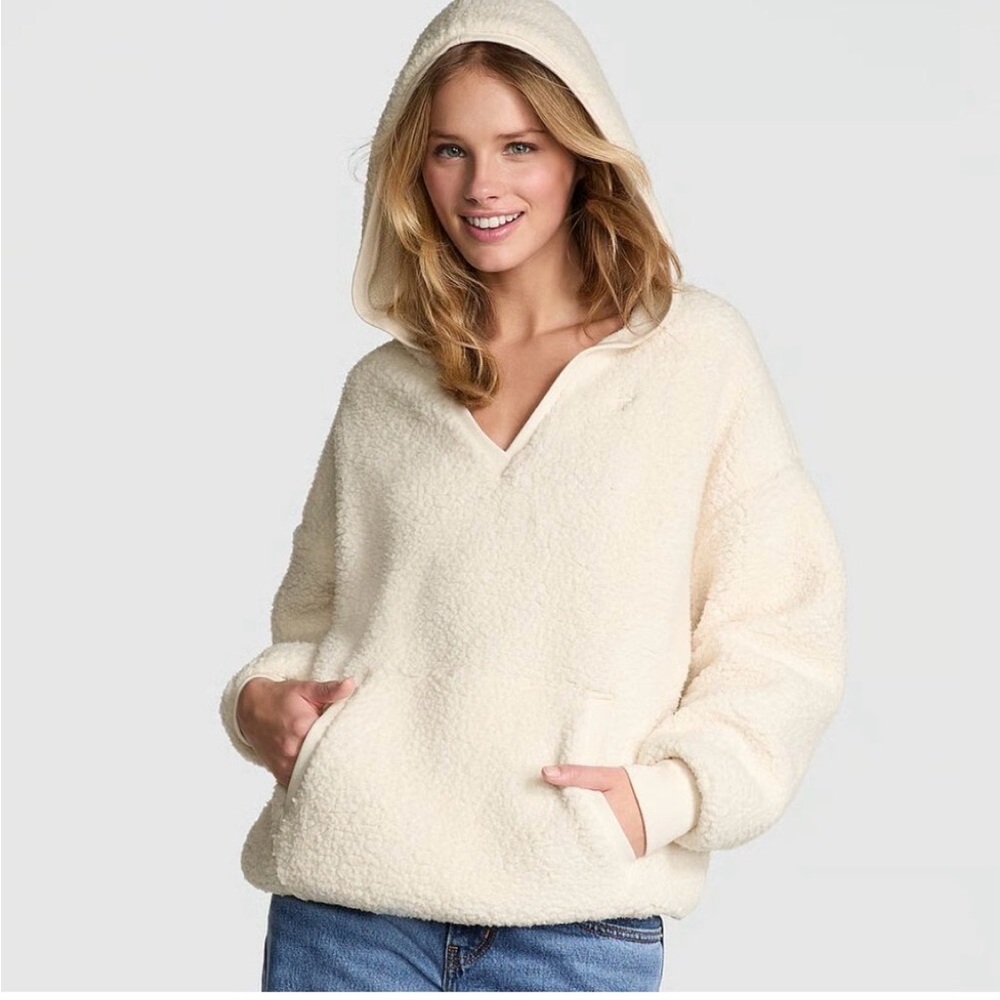 NWT VICTORIA’S SECRET PINK SHERPA FLEECE PULLOVER HOODIE SZ M